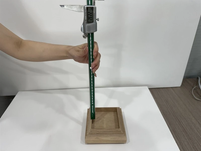 46 46
